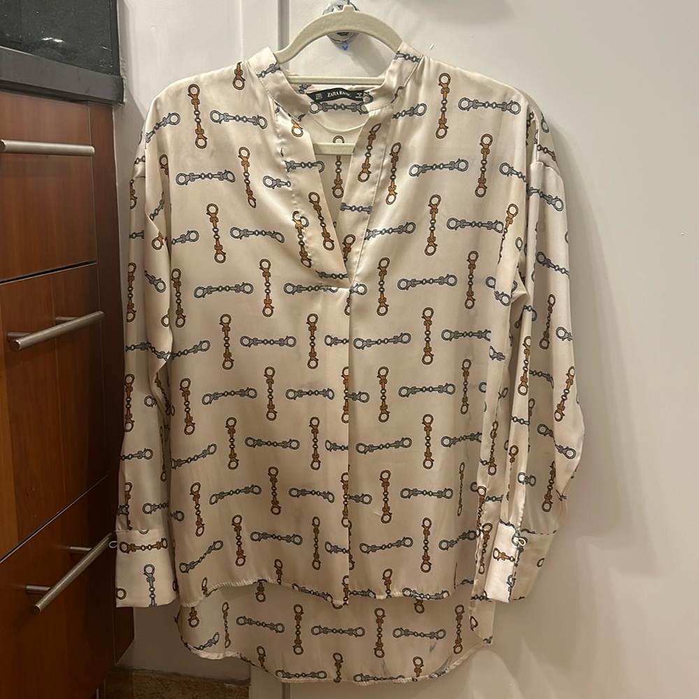 Zara long sleeve white blouse with chain pattern